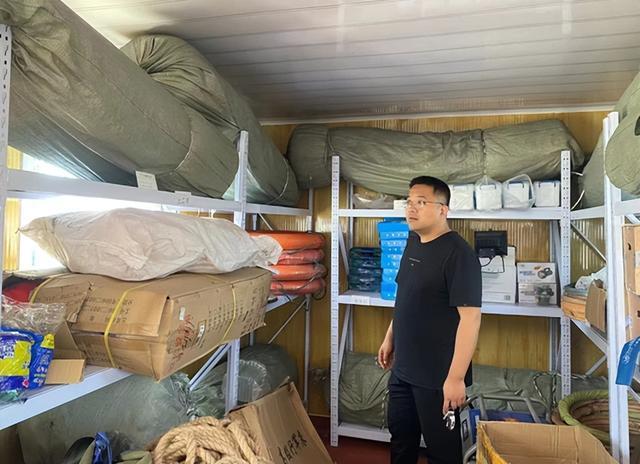 防汛物資|應急救災裝備|消防滅火裝備|水域救援裝備|消防救援裝備|多年應急裝備經驗打造行業品牌！